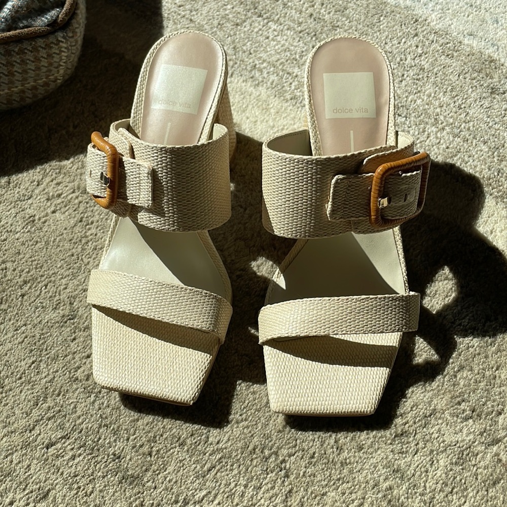 New! Dolce Vita Posy Heels